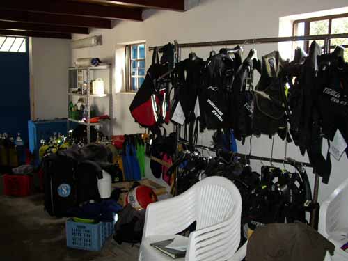 Attrezzature subacquee del club.