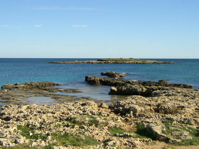 Parte del litorale piu' vicino all'isola di Ognina.